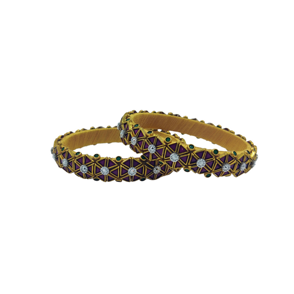 Yaalz Stylish Rich Triangle Kundan Stone Work Pair Bangles In Multiple Colors