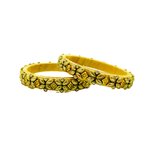 Yaalz Trendy Rich Eye Kundan Stone Work Pair Bangles In Multiple Colors